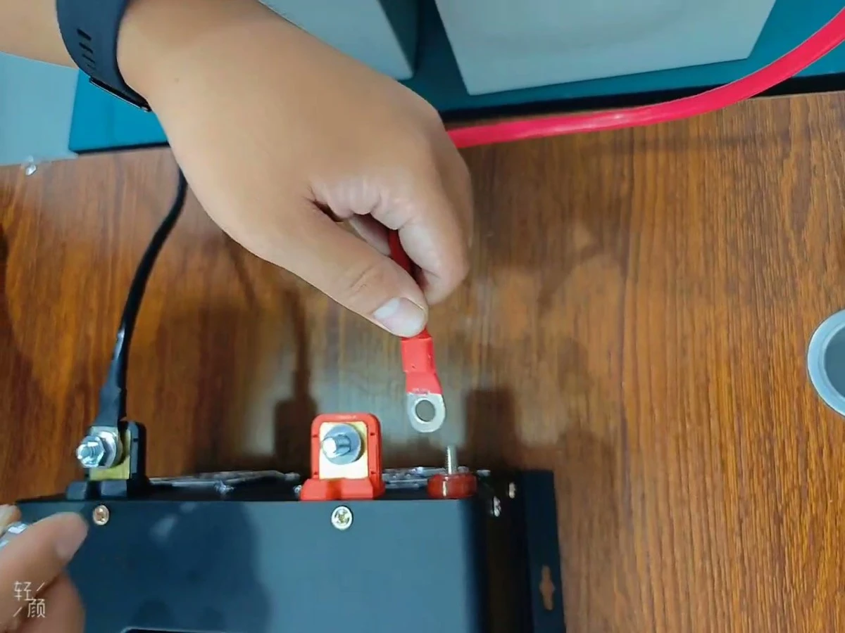 Pre-Charge Through the Spark-Proof Nut Pre-Charge Through the Spark-Proof Nut